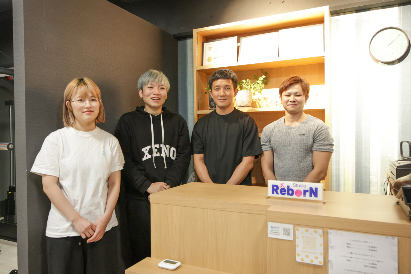 従業員の集合写真