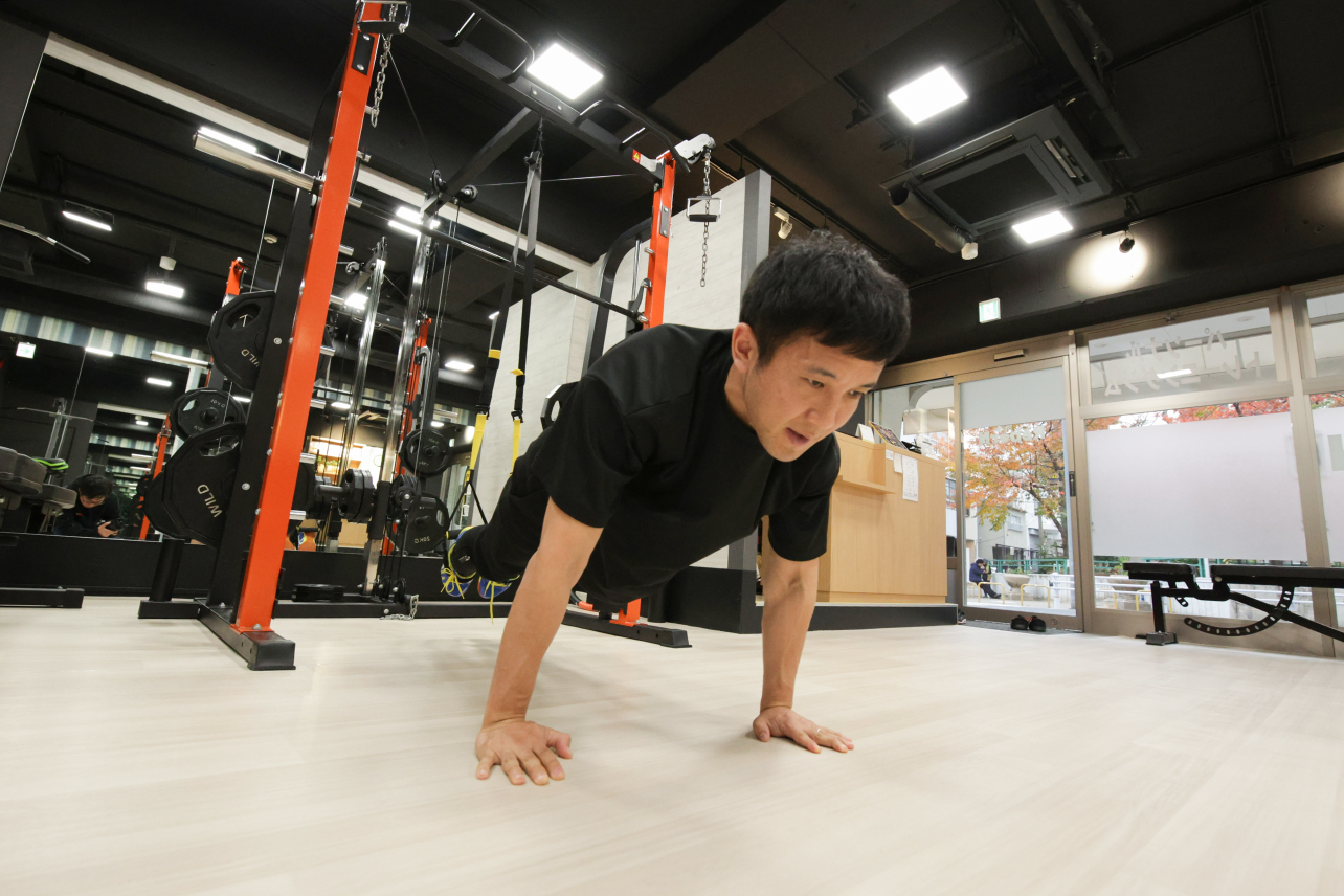 トレーナーの個人トレーニング写真